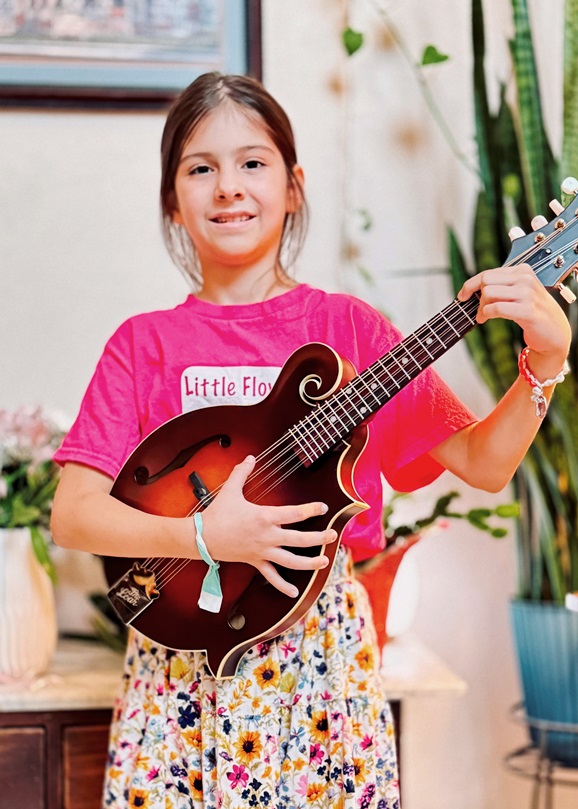 Stella joins her brother and sis in the family band! (Dec 2024)