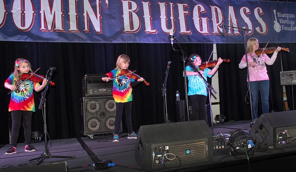 The Twinkle Fiddle Girls at Bloomin