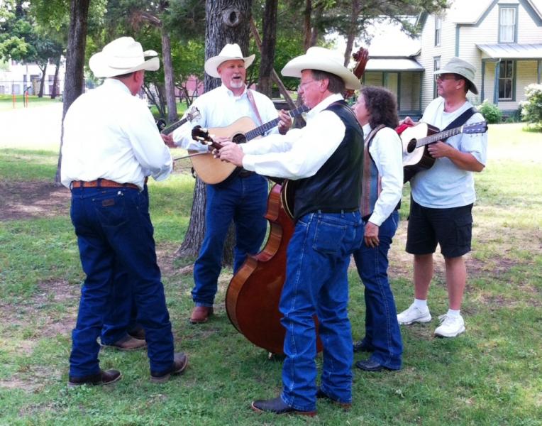 Bobby Giles & Music Mountain, 2nd Place, 2014 Front Porch Showdown Bluegrass Band Contest. Photo courtesy Gary Smith.