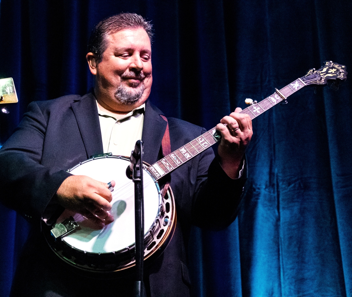 Aaron McDaris at Farmers Branch Bluegrass Festival 2025 (by Nate Dalzell)