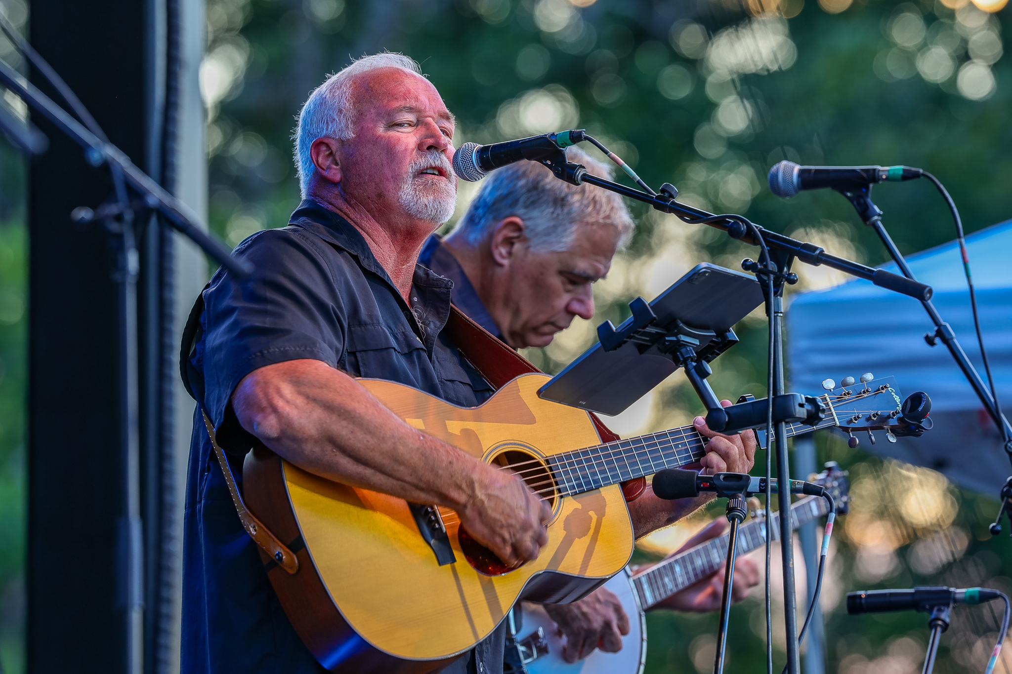 Mike Jump of Texas & Tennessee at Bloomin Bluegrass 2024 (by Randy Watkins)