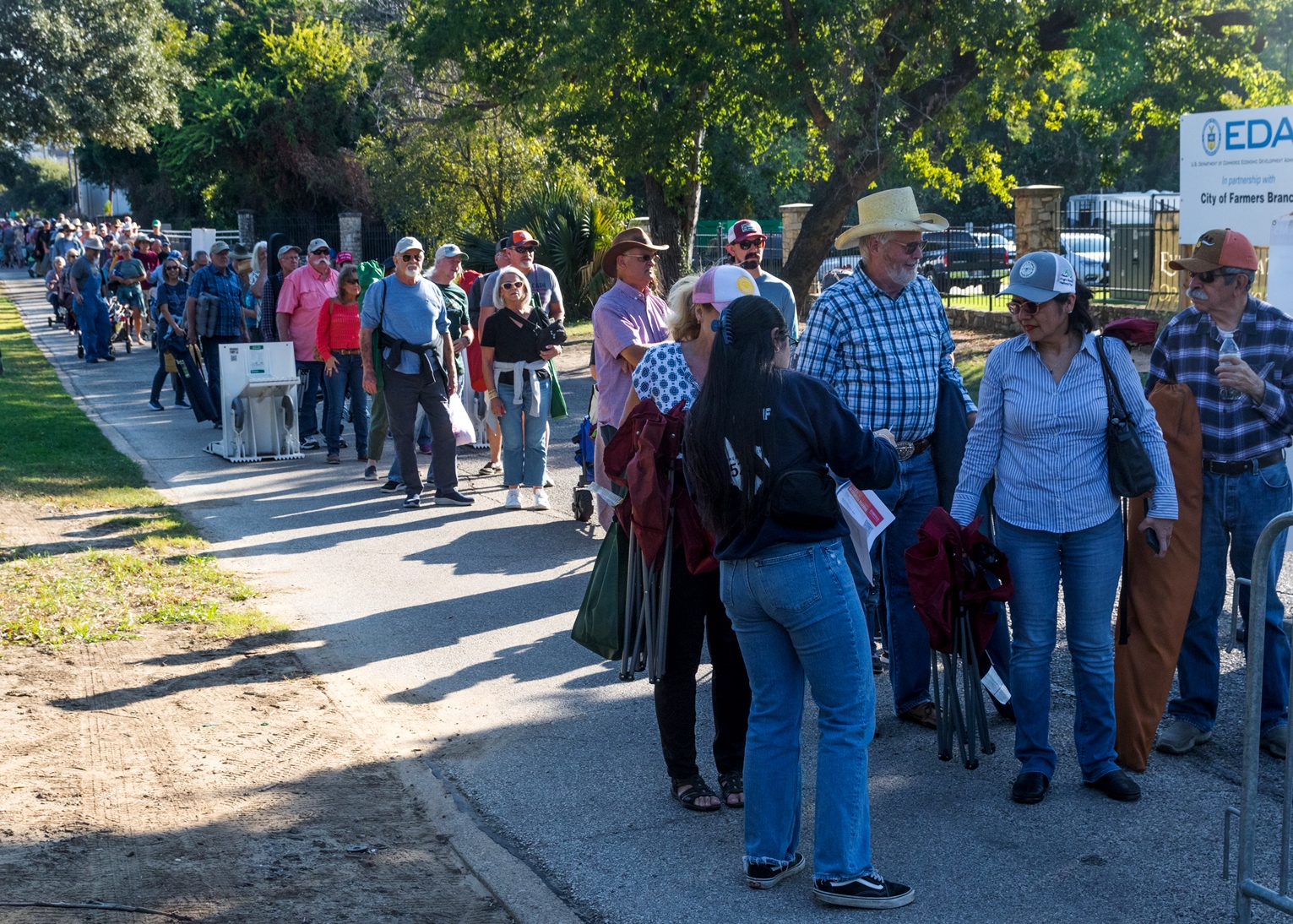 Lined up at Bloomin Bluegrass 2024 (by Nate Dalzell)