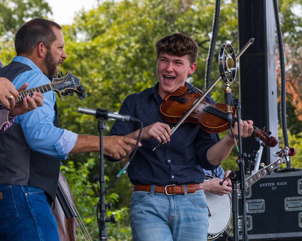 Carson Peters & Iron Mountain at Bloomin\' 2023 (Nate Dalzell)
