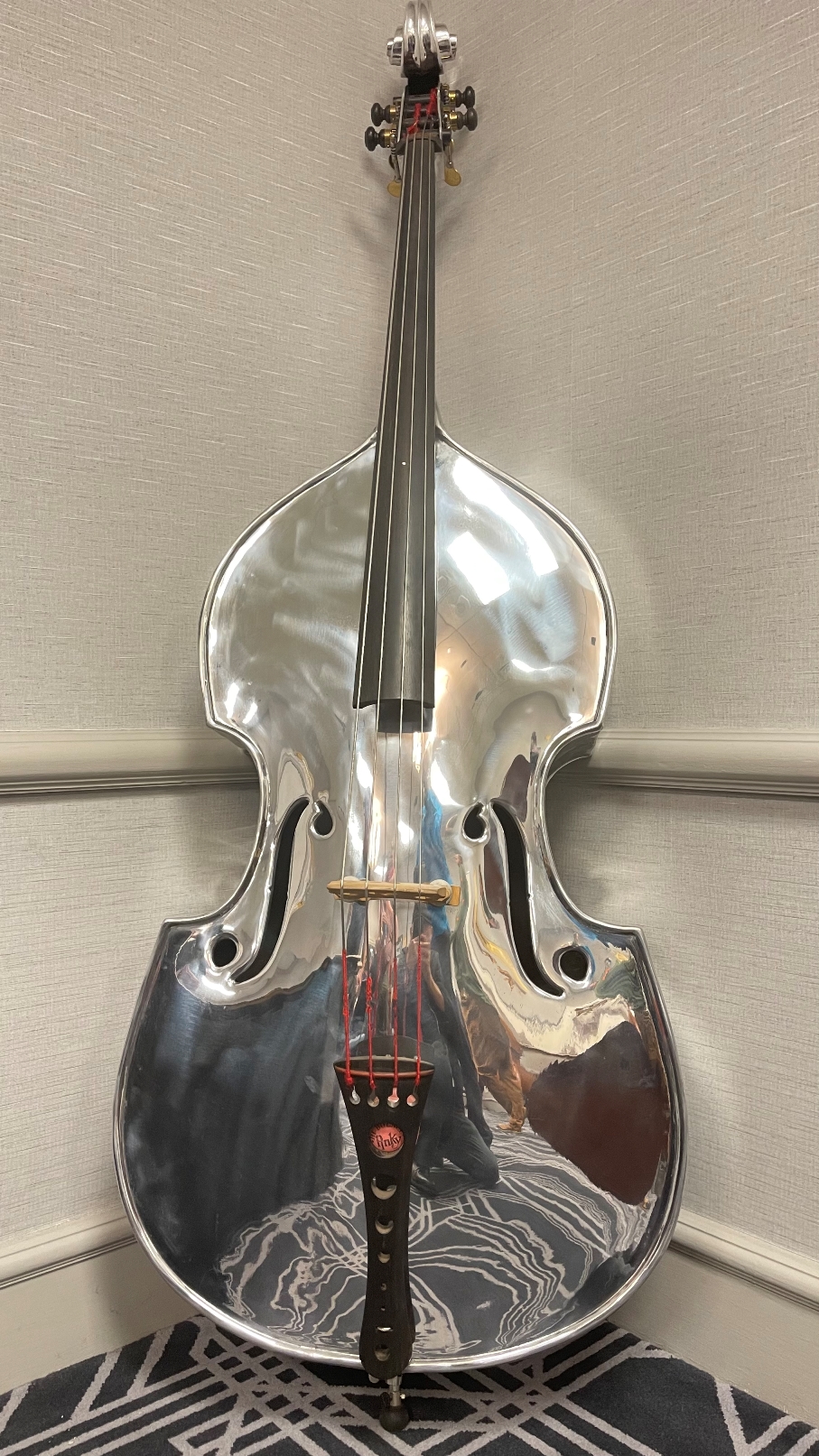 Polished 1930s Alcoa Aluminum Bass at BassFest 2024 (© Gerald Jones)
