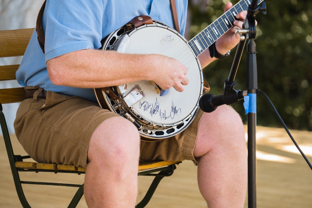 2021 NC Banjo Championship contestant (c. Kirsten White)