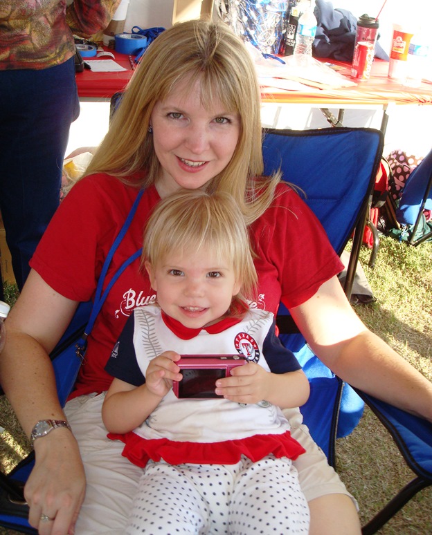 Julie & Jessica Tompkins at Farmers Branch 2011