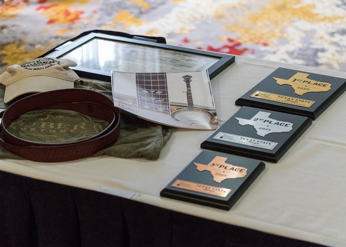 2025 Texas Banjo Championship Prizes (by Nate Dalzell)