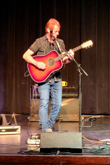 Brad Davis in McKinney Texas 11-11-2023 (by Alan Tompkins)