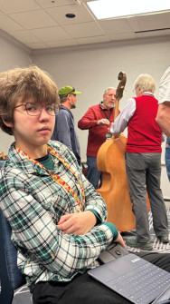 Jessica Tompkins enjoying Great American Vintage BassFest 2025 (©Gerald Jones)