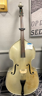 Original finish 1930s Alcoa Aluminum Bass at BassFest 2024 (© Gerald Jones)