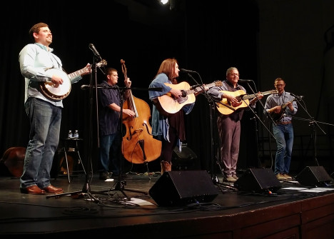 Kenny & Amanda Smith Band in McKinney Texas Nov 2019 (by Alan Tompkins)