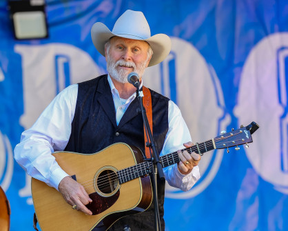 Bobby Giles at Bloomin Bluegrass 2024 (by Randy Watkins)