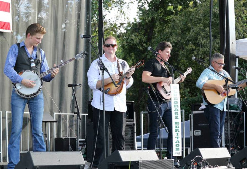 Band of Ruhks at Bloomin' Bluegrass Festival 2016. Photo by Nathaniel Dalzell.