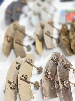 Vintage Kay bass tuning machines at Great American Vintage BassFest 2024.