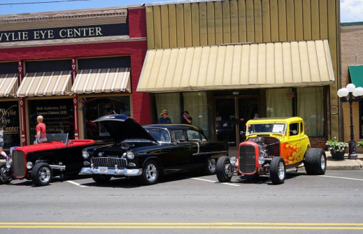 The car show at Wylie Jubilee 2015 ©Bob Compere