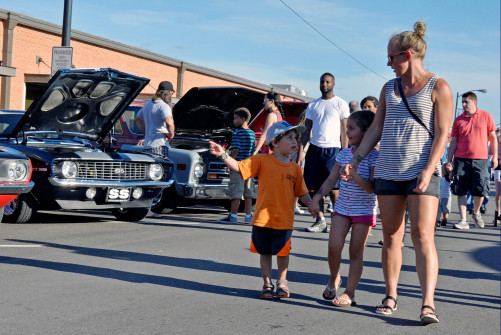 Car show at the Wylie Jubilee 6-27-2015 (by Craig Kelly)