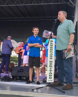 Riley Gilbreath pulling raffle winners at Wylie Jubilee 2017 by Mark Porter