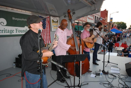 Sgt Pepper's Lonely Bluegrass Band onstage at Wylie Jubilee 2013.  ©Craig Kelly