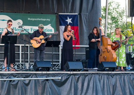 Alecia Nugent & Friends at Wylie Jubilee 2022. ©Nate Dalzell