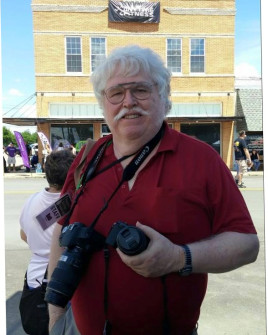 Our BHF photographer Bob Compere at Wylie Jubilee ©Theresa Laney Clayton-Duffee