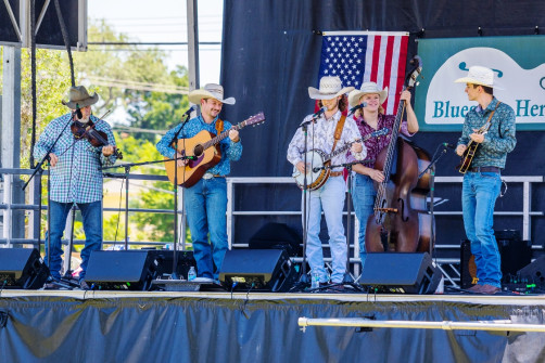 Riley Gilbreath & Lone Star Blue at Wylie Jubilee 2022. ©Nate Dalzell